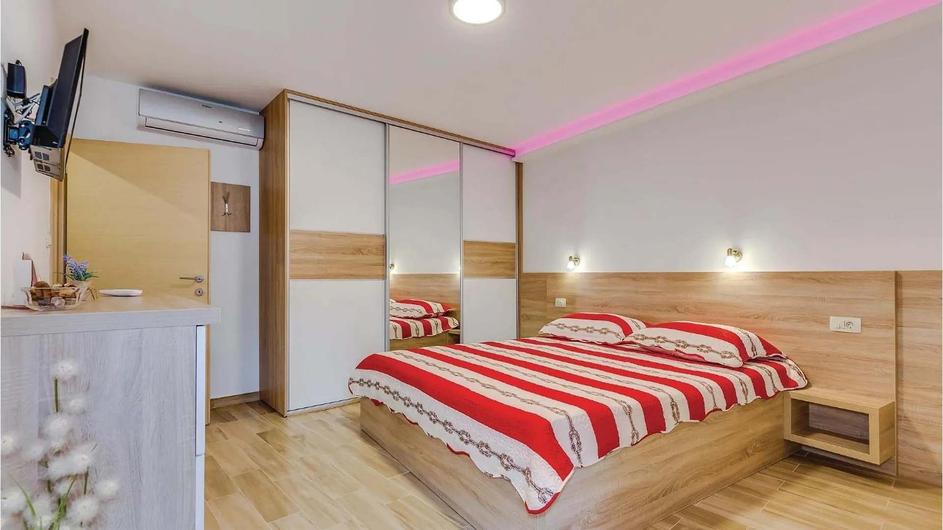Holiday home Stunning Home In Novi Vinodolski With Wifi