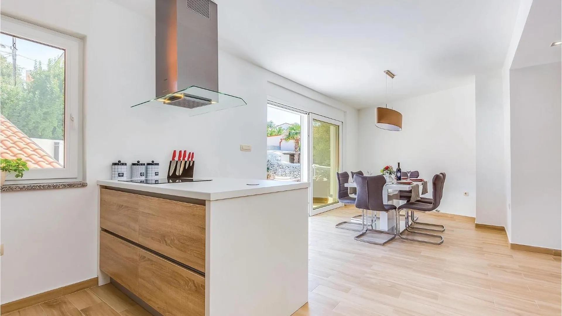 Stunning Home In Novi Vinodolski With Wifi