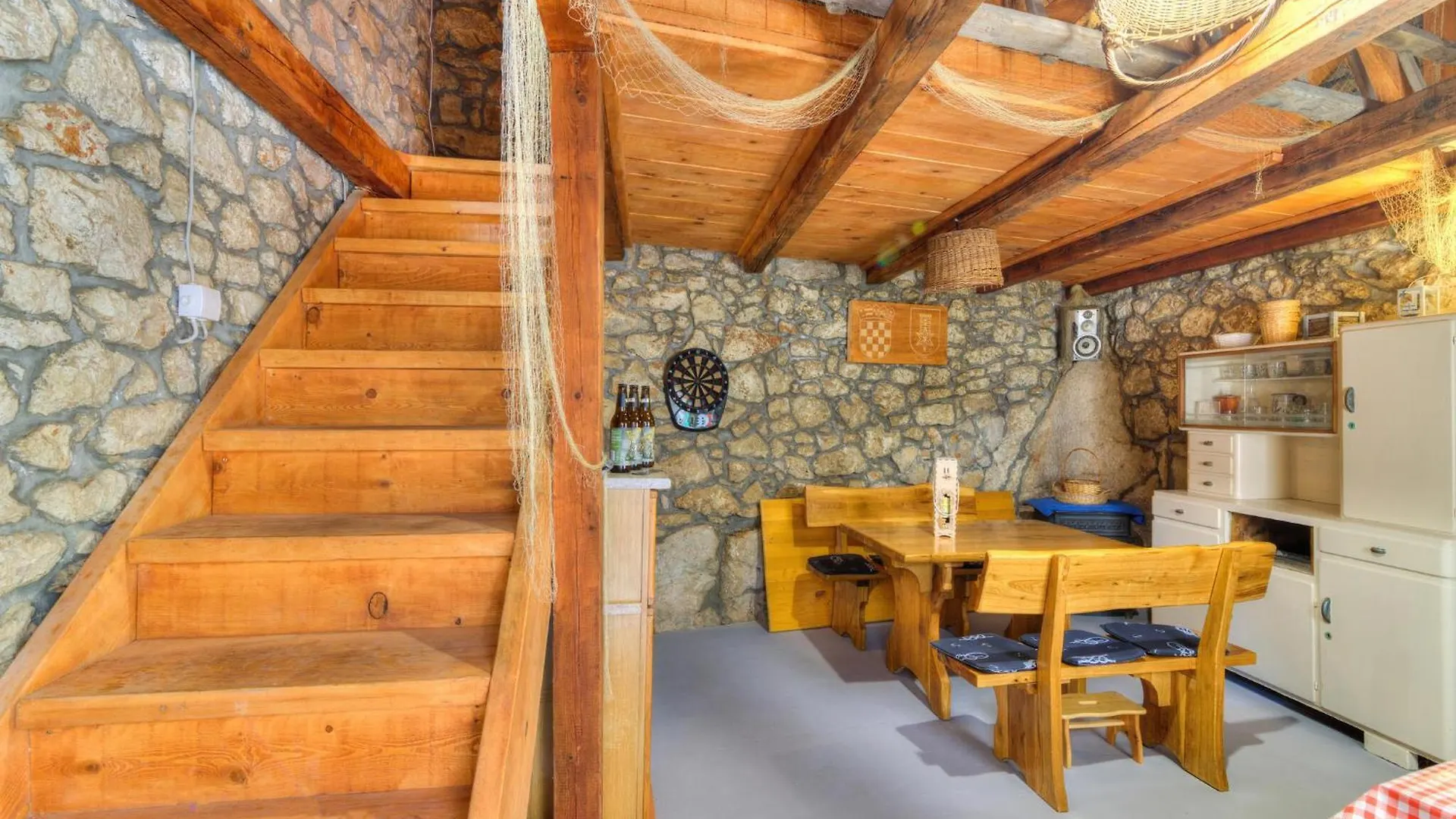Holiday home Stunning Home In Novi Vinodolski With Wifi