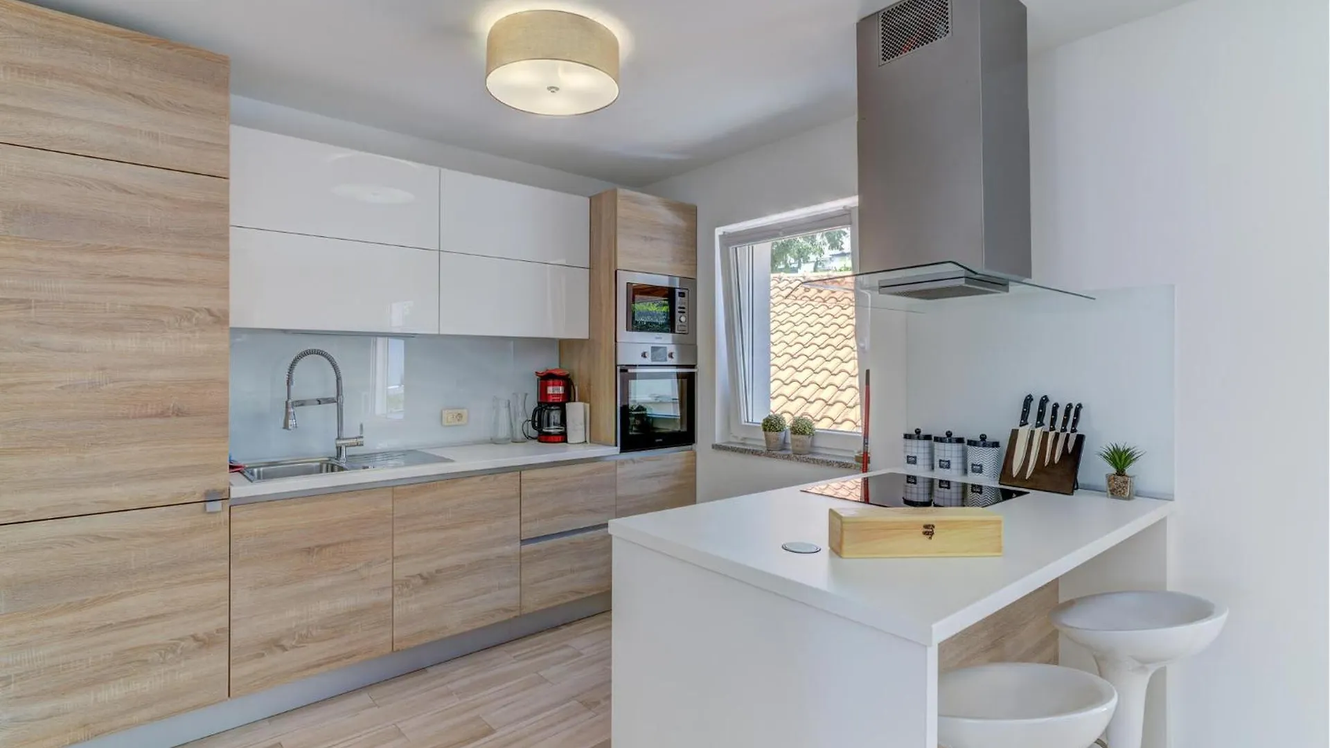 Stunning Home In Novi Vinodolski With Wifi