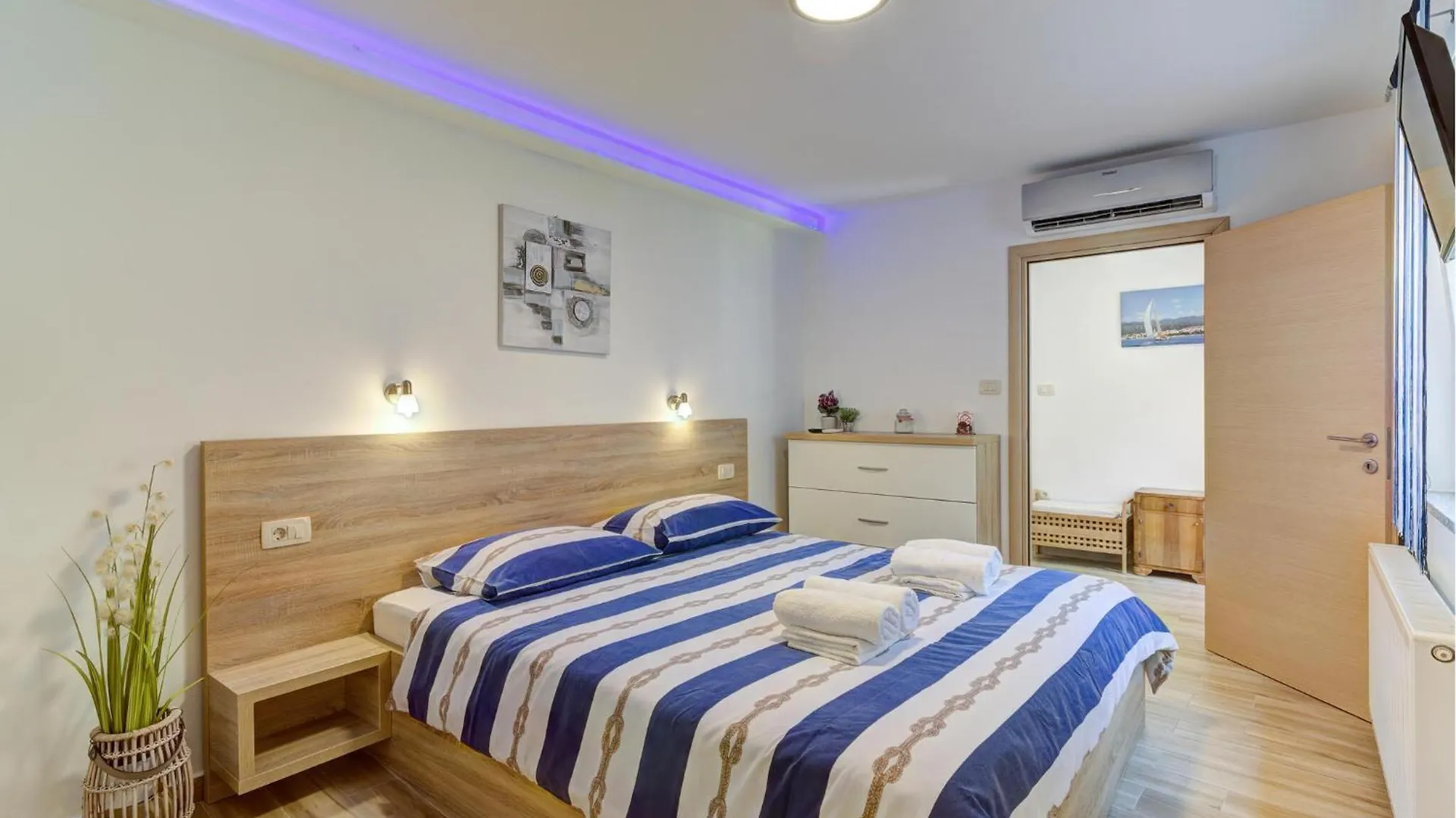 Holiday home Stunning Home In Novi Vinodolski With Wifi
